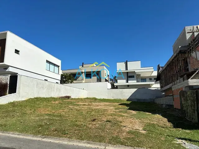 Terreno com 450m², à venda, no bairro Condomínio Residencial Monte Carlo em São José dos Campos