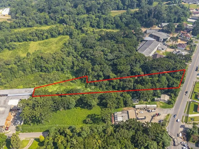 Terreno com 4595m², à venda, no bairro Umbará em Curitiba
