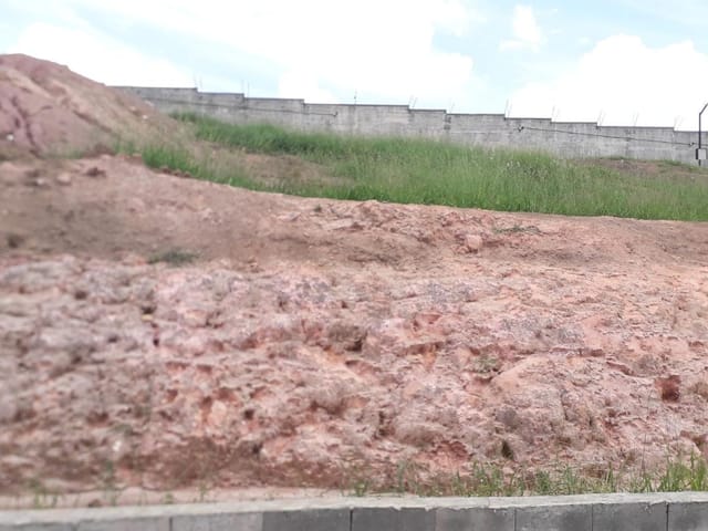 Terreno com 450m², à venda, no bairro Condomínio Residencial Jaguary em São José dos Campos