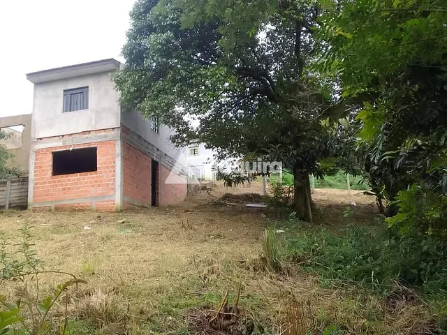Terreno com 675m², à venda, no bairro Uvaranas em Ponta Grossa