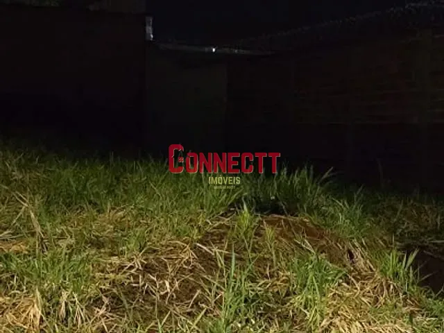Terreno com 300m², à venda, no bairro Jardim São Francisco em Jardinópolis