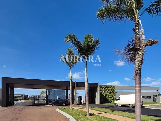 Terreno com 318m², à venda, no bairro Abussafe em Londrina