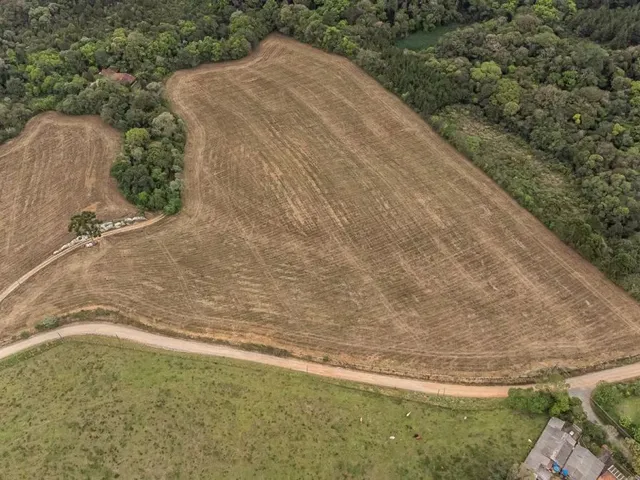 Terreno à venda, no bairro Ferraria em Campo Largo