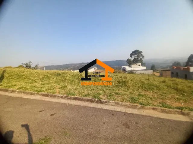 Terreno com 351m², à venda, no bairro Núcleo Residencial Porto Seguro em Itatiba