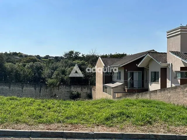 Terreno com 300m², à venda, no bairro Oficinas em Ponta Grossa