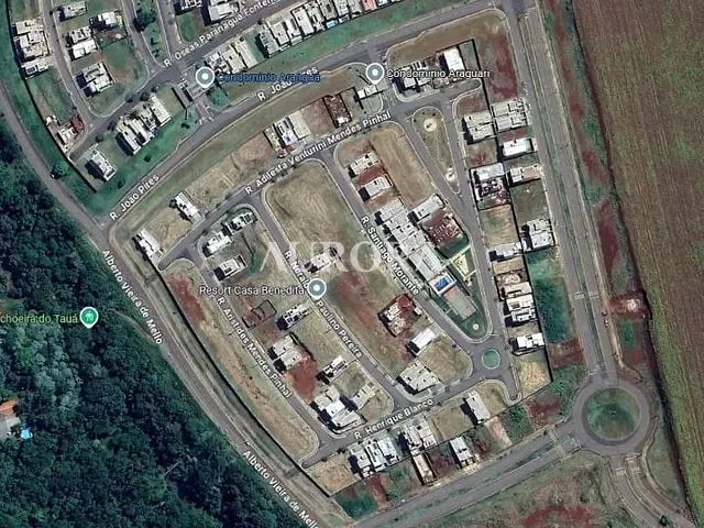 Terreno com 275m², à venda, no bairro Gleba Pinguim em Londrina