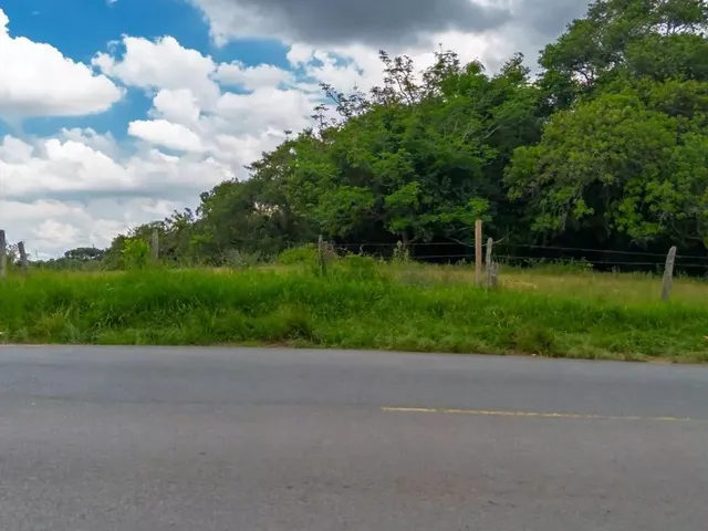 Terreno à venda, no bairro Santa Felicidade em Curitiba