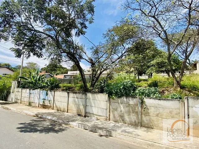 Terreno com 680m², à venda, no bairro Jardim Paulista em Atibaia