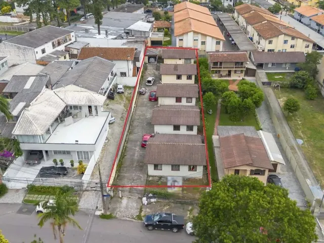 Terreno com 894m², à venda, no bairro Campo Comprido em Curitiba