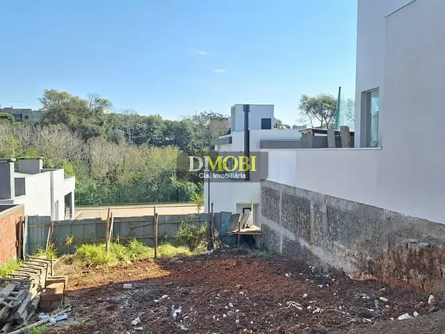 Terreno com 257m², à venda, no bairro Centro em Gravataí