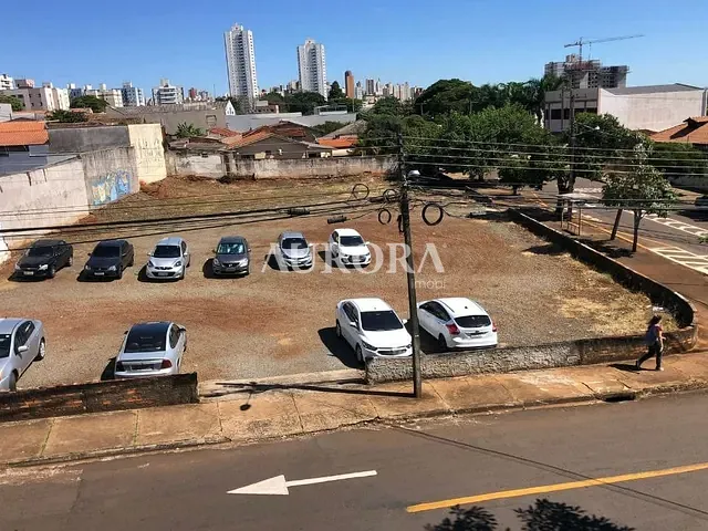 Terreno com 1620m², à venda, no bairro Vila Siam em Londrina