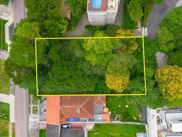 Terreno com 1085m², à venda, no bairro Campina do Siqueira em Curitiba