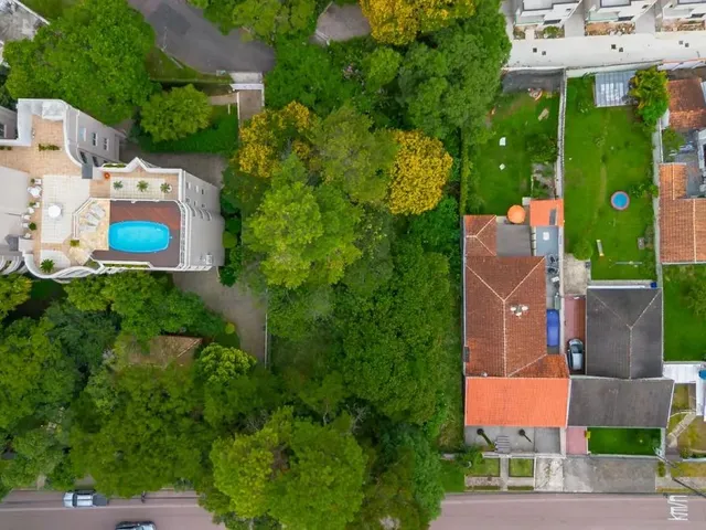 Terreno com 1085m², à venda, no bairro Campina do Siqueira em Curitiba