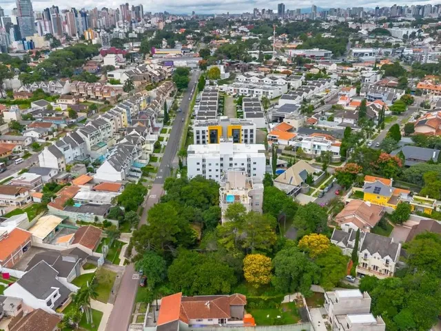 Terreno com 1085m², à venda, no bairro Campina do Siqueira em Curitiba