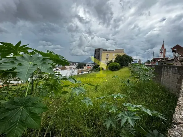 Terreno com 843m², à venda, no bairro Jardim Coronel Peroba em Itatiba