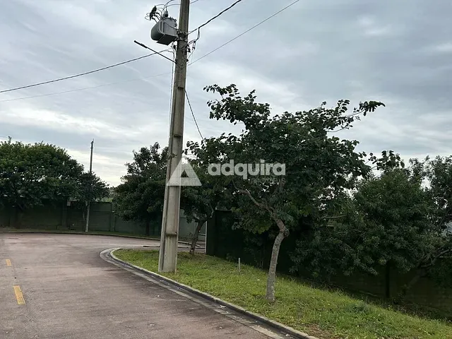 Terreno com 300m², à venda, no bairro Jardim Carvalho em Ponta Grossa