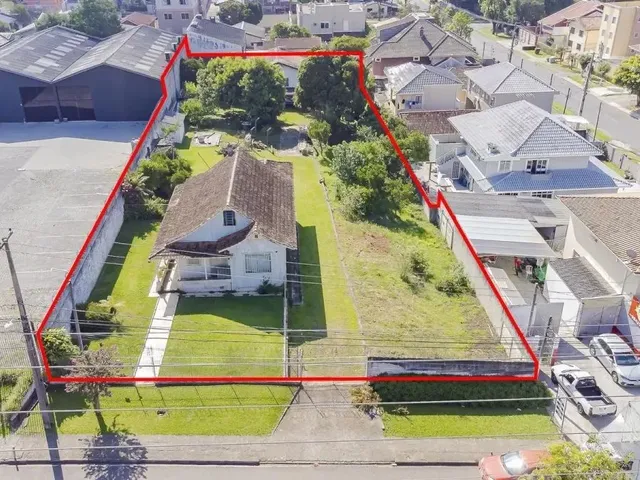 Terreno com 1820m², à venda, no bairro Portão em Curitiba