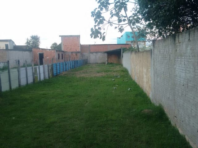 Terreno com 406m², à venda, no bairro Centro em Potim