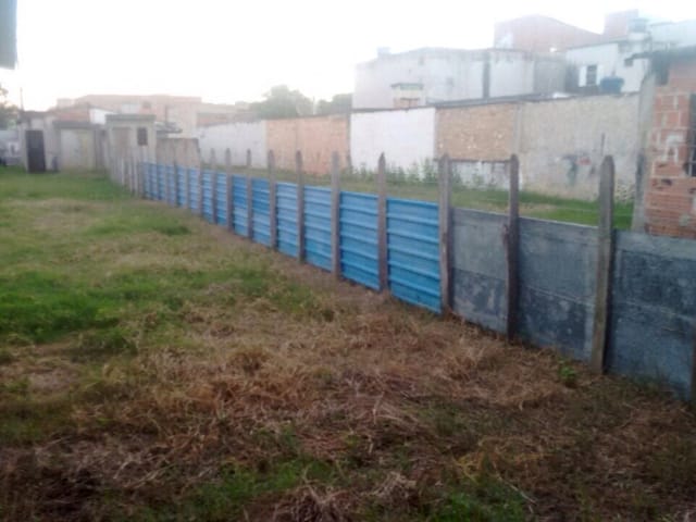 Terreno com 406m², à venda, no bairro Centro em Potim