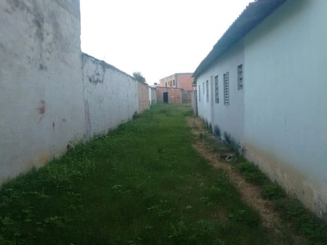 Terreno com 406m², à venda, no bairro Centro em Potim