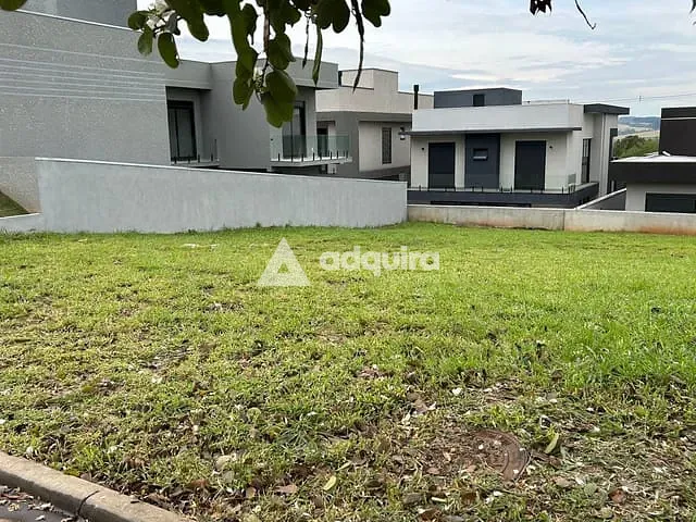 Terreno com 341m², à venda, no bairro Jardim Carvalho em Ponta Grossa