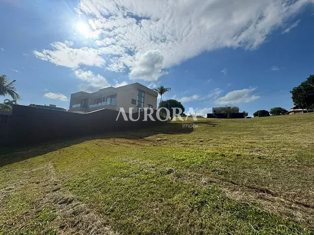 Terreno com 728m², à venda, no bairro Parque Residencial Manela em Cambé