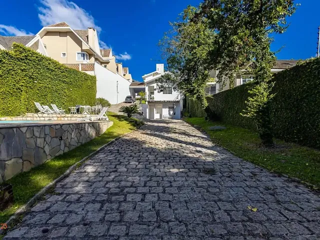 Terreno com 603m², à venda, no bairro Santa Felicidade em Curitiba