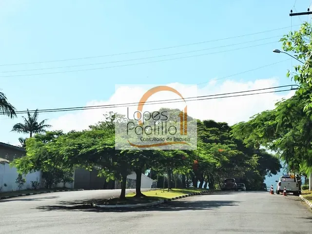 Terreno com 689m², à venda, no bairro Condomínio Residencial Shambala III em Atibaia