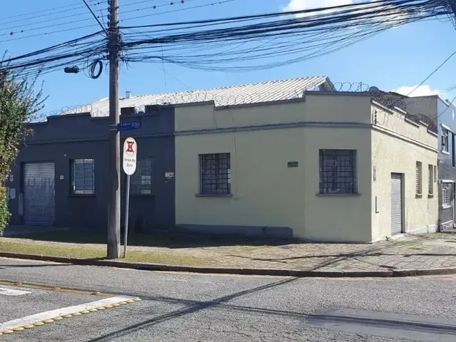 Terreno à venda, no bairro Rebouças em Curitiba