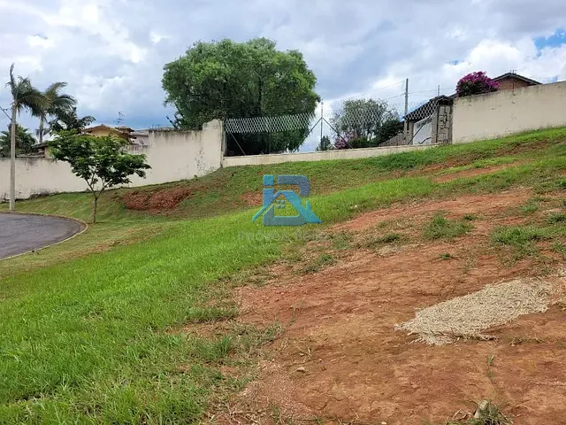 Terreno com 587m², à venda, no bairro Portal San Giovanni em Itatiba