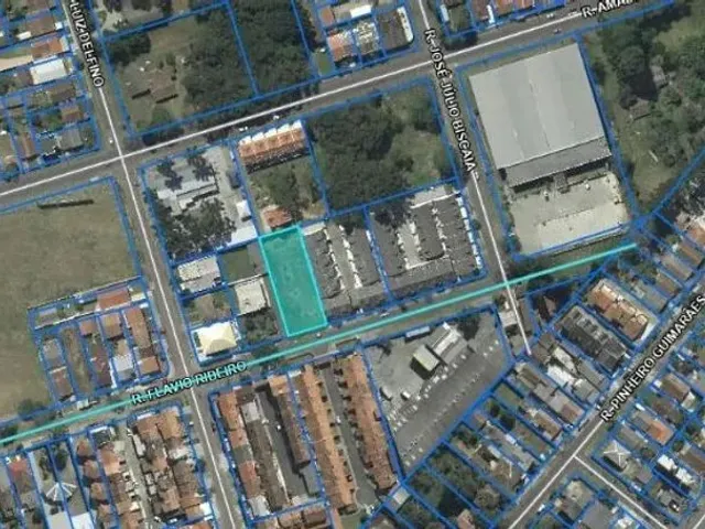 Terreno à venda, no bairro Portão em Curitiba
