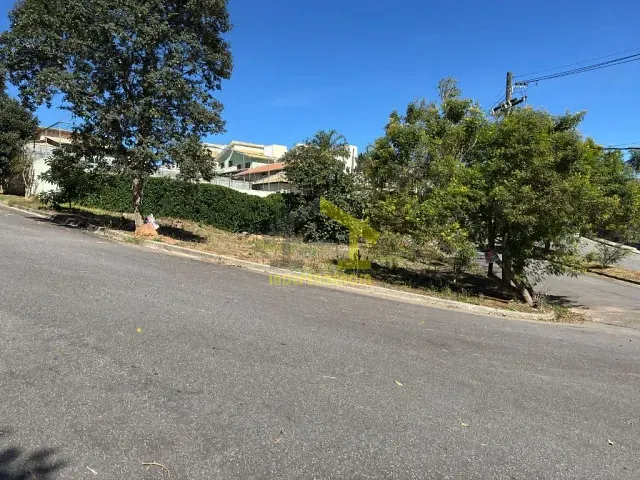 Terreno com 423m², à venda, no bairro Nova Itatiba em Itatiba