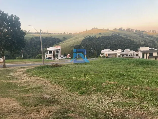 Terreno com 698m², à venda, no bairro Bairro Itapema em Itatiba