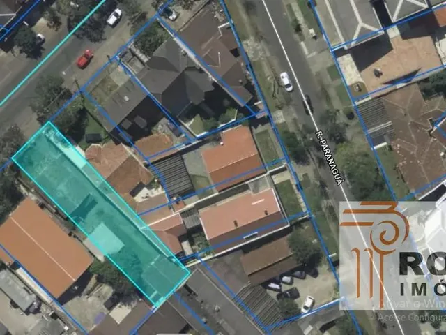 Terreno à venda, no bairro Água Verde em Curitiba