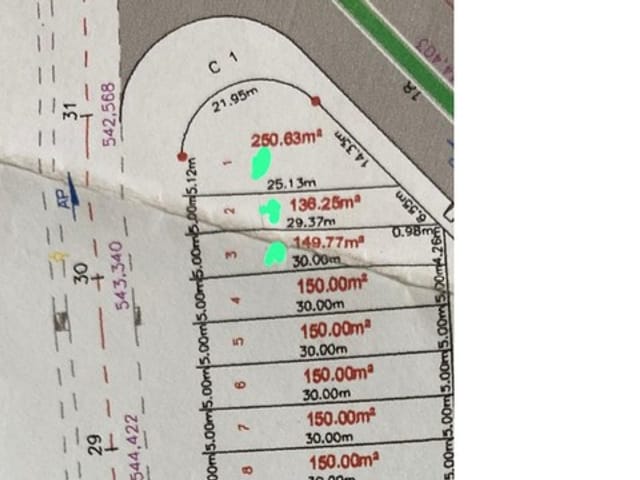 Terreno com 251m², à venda, no bairro Vila Areao em Taubaté