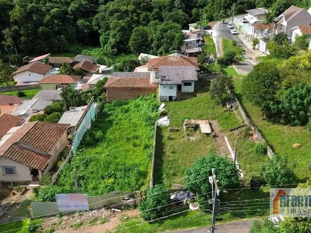 Terreno à venda, no bairro Vista Alegre em Curitiba
