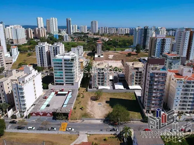 Terreno à venda, no bairro Parque Campolim em Sorocaba