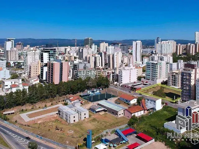Terreno à venda, no bairro Parque Campolim em Sorocaba