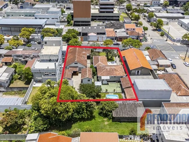 Terreno à venda, no bairro Prado Velho em Curitiba