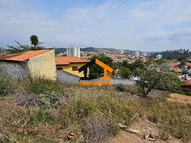 Terreno com 448m², à venda, no bairro Nova Itatiba em Itatiba