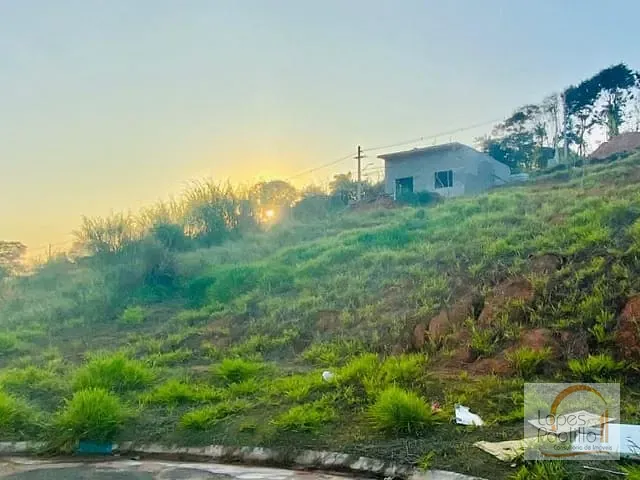 Terreno com 235m², à venda, no bairro Loteamento Vale Das Flores em Atibaia