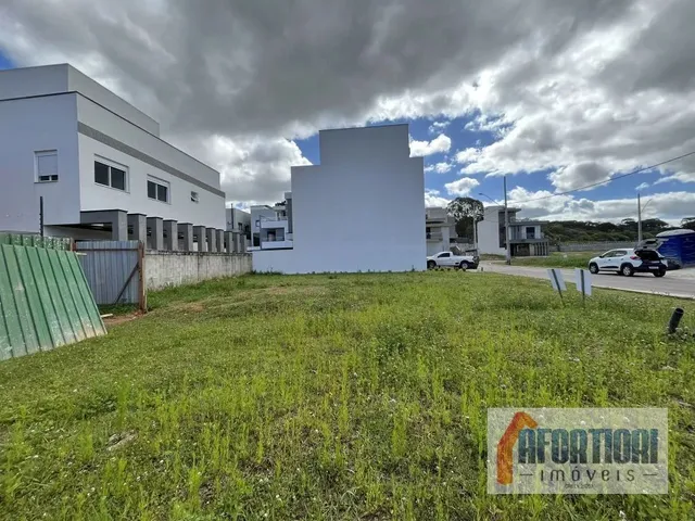 Terreno à venda, no bairro Santa Cândida em Curitiba