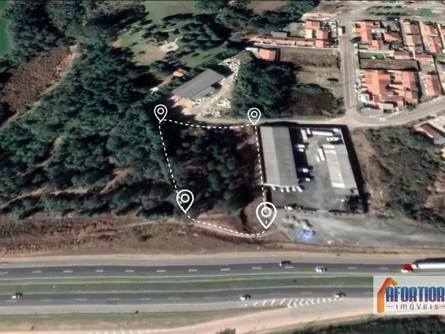 Terreno à venda, no bairro Jardim Emília em Campo Largo