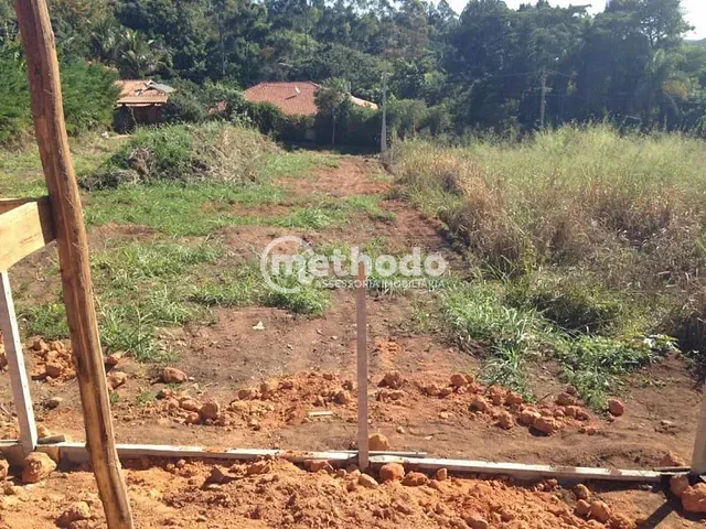 Terreno com 860m², à venda, no bairro Chácaras Alpina em Valinhos