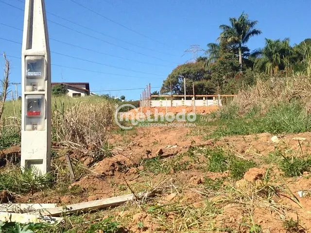 Terreno com 860m², à venda, no bairro Chácaras Alpina em Valinhos