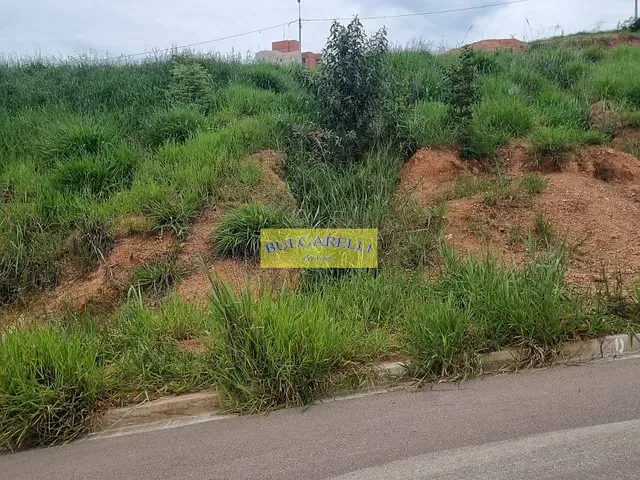 Terreno com 175m², à venda, no bairro Parque Petrópollis em Várzea Paulista