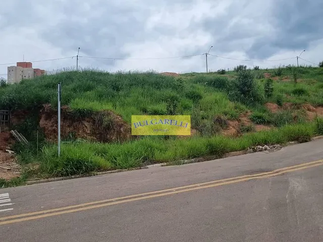 Terreno com 175m², à venda, no bairro Parque Petrópollis em Várzea Paulista