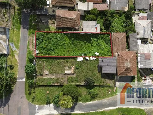 Terreno à venda, no bairro Vista Alegre em Curitiba