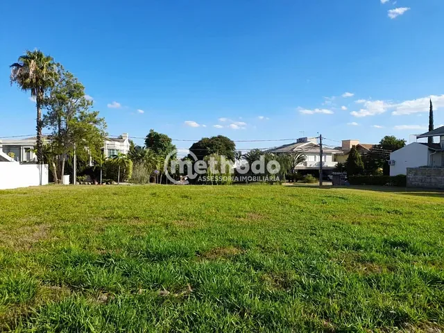 Terreno com 700m², à venda, no bairro Loteamento Alphaville Campinas em Campinas
