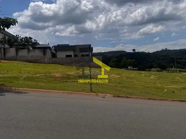 Terreno com 380m², à venda, no bairro Bairro Itapema em Itatiba
